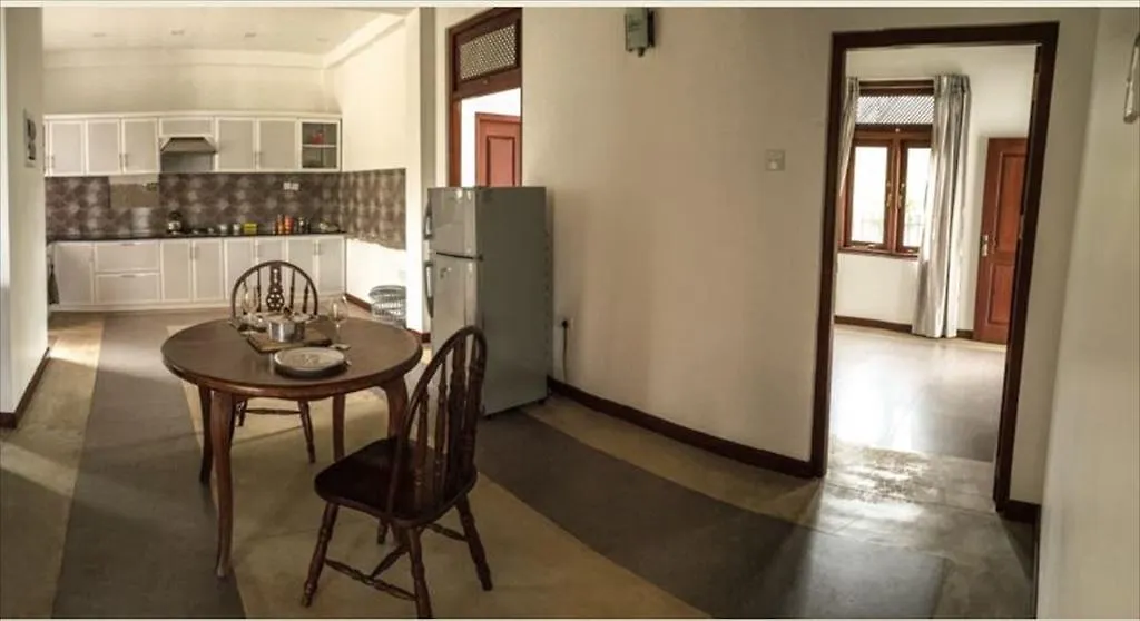 Negombo Holiday Home Вилла